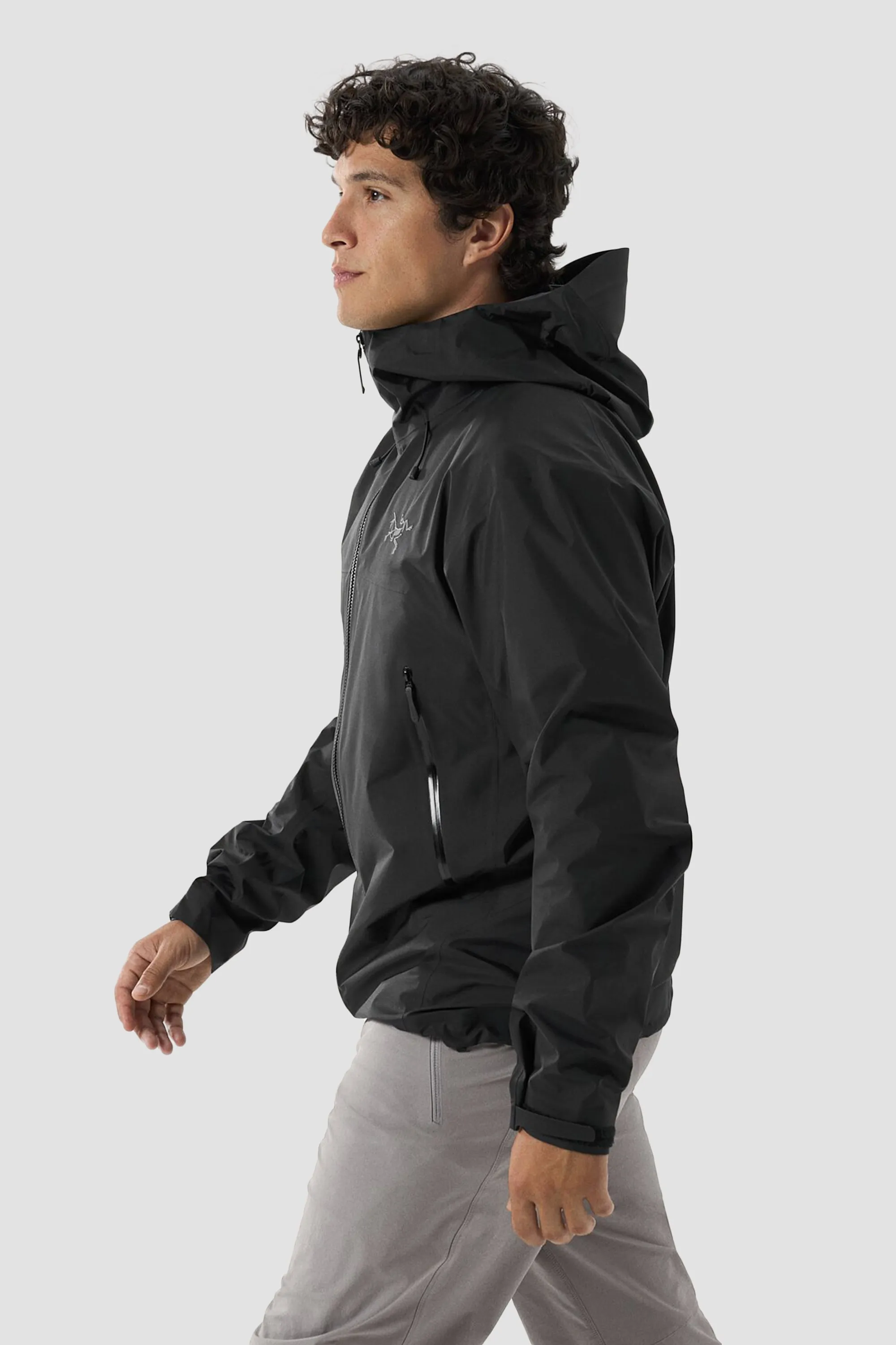 Arc'teryx Men's Beta SL Jacket in Black