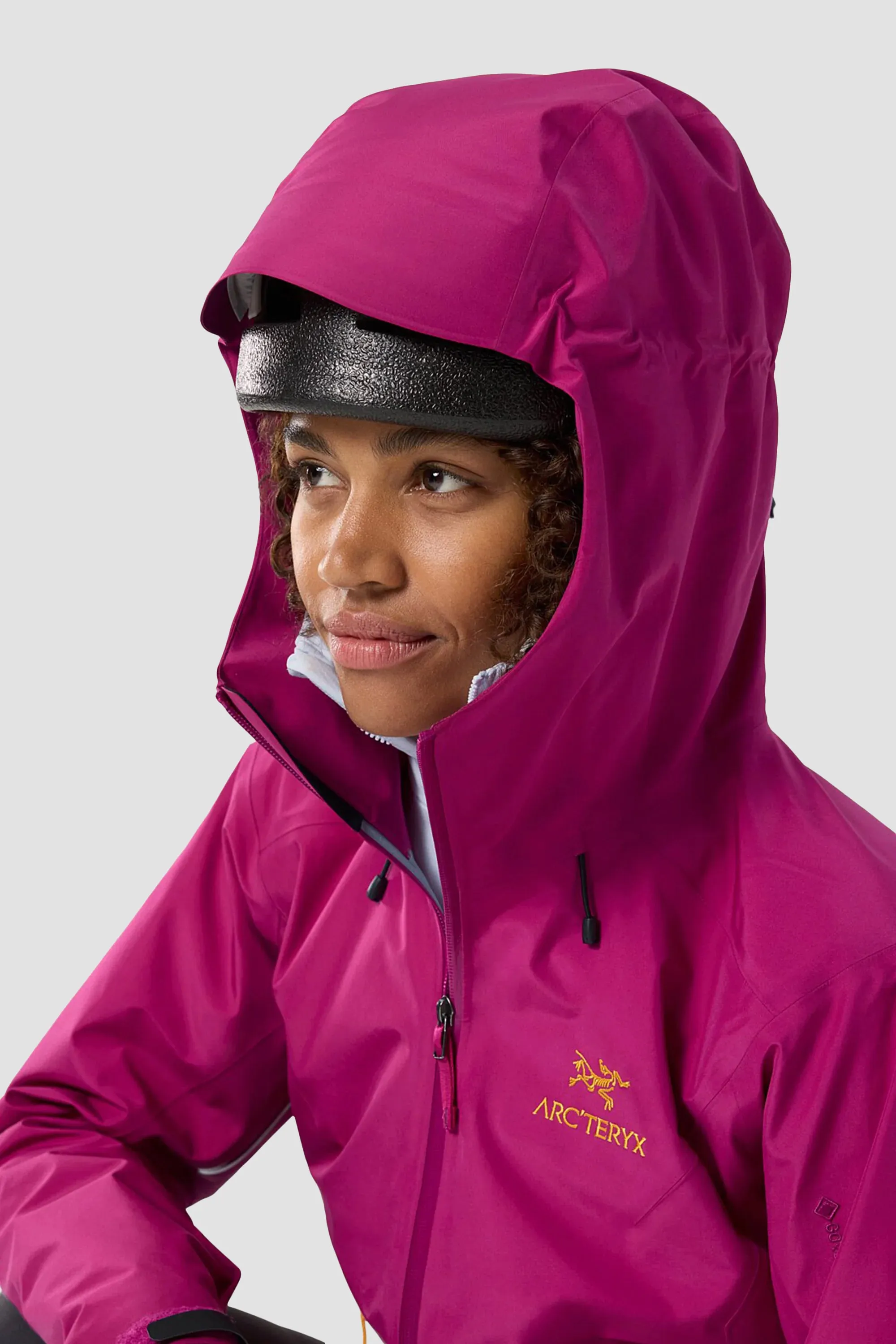 Arc'teryx Women's Beta LT Jacket in Amaranthus/Edziza