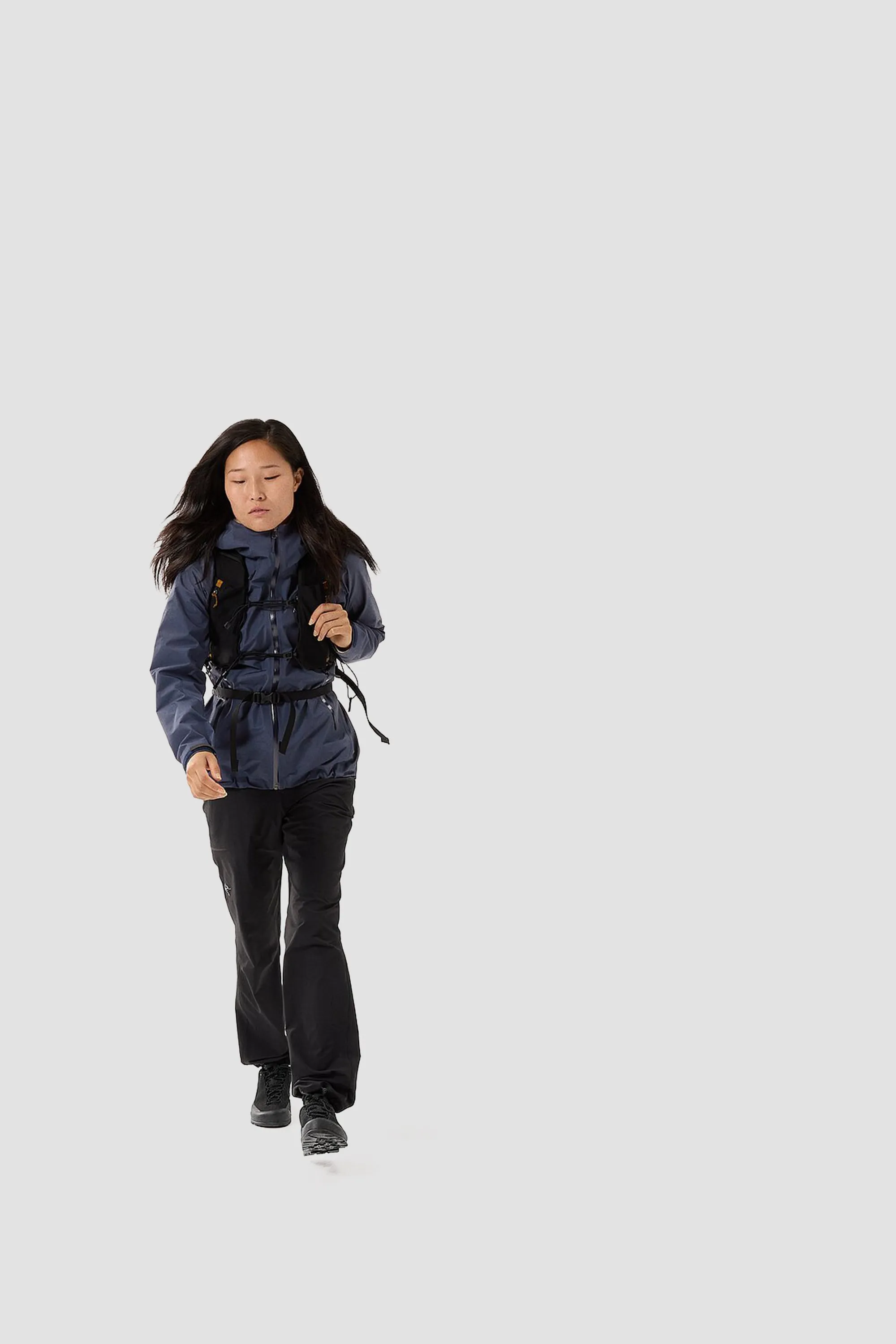 Arc'teryx Women's Beta LT Jacket in Black Sapphire