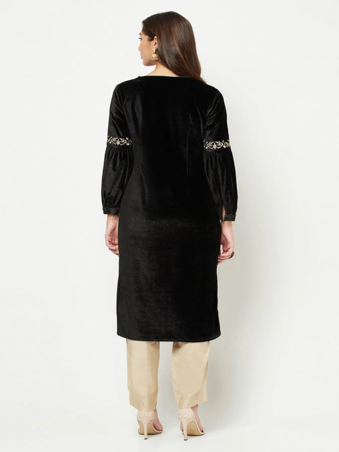 Black Embroidered Velvet Kurta