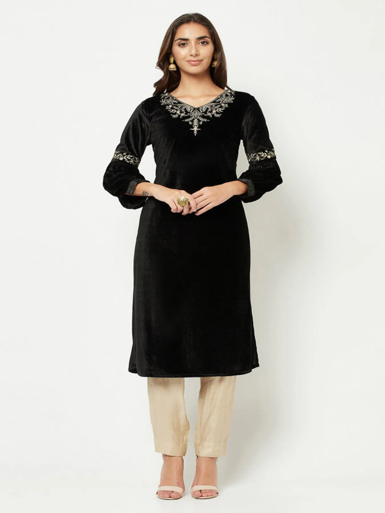 Black Embroidered Velvet Kurta