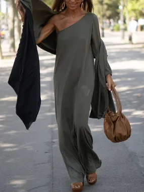 Constanza - Flowing off shoulder maxi dress