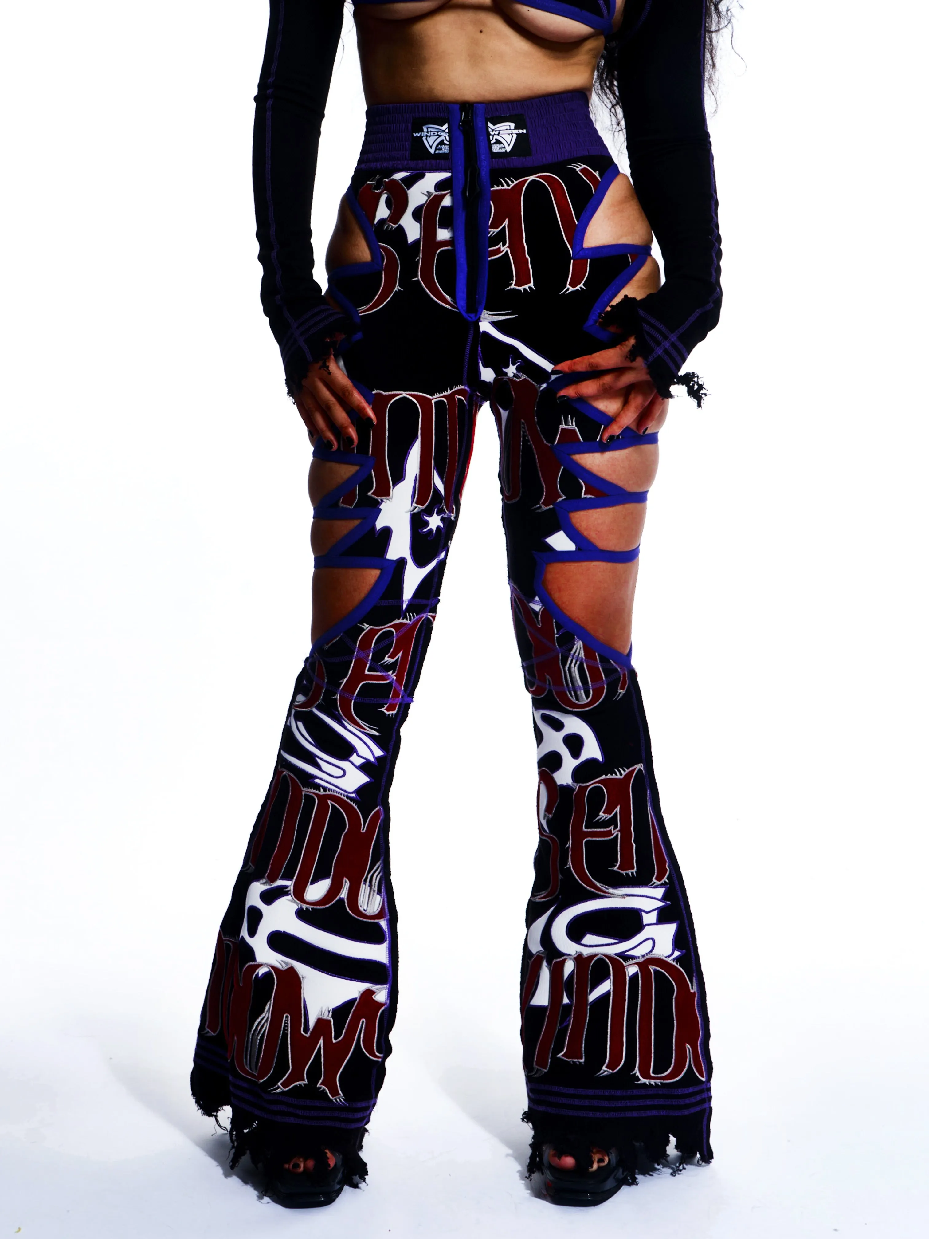 CUTOUT GRAPHIC RIB FLARE PANTS