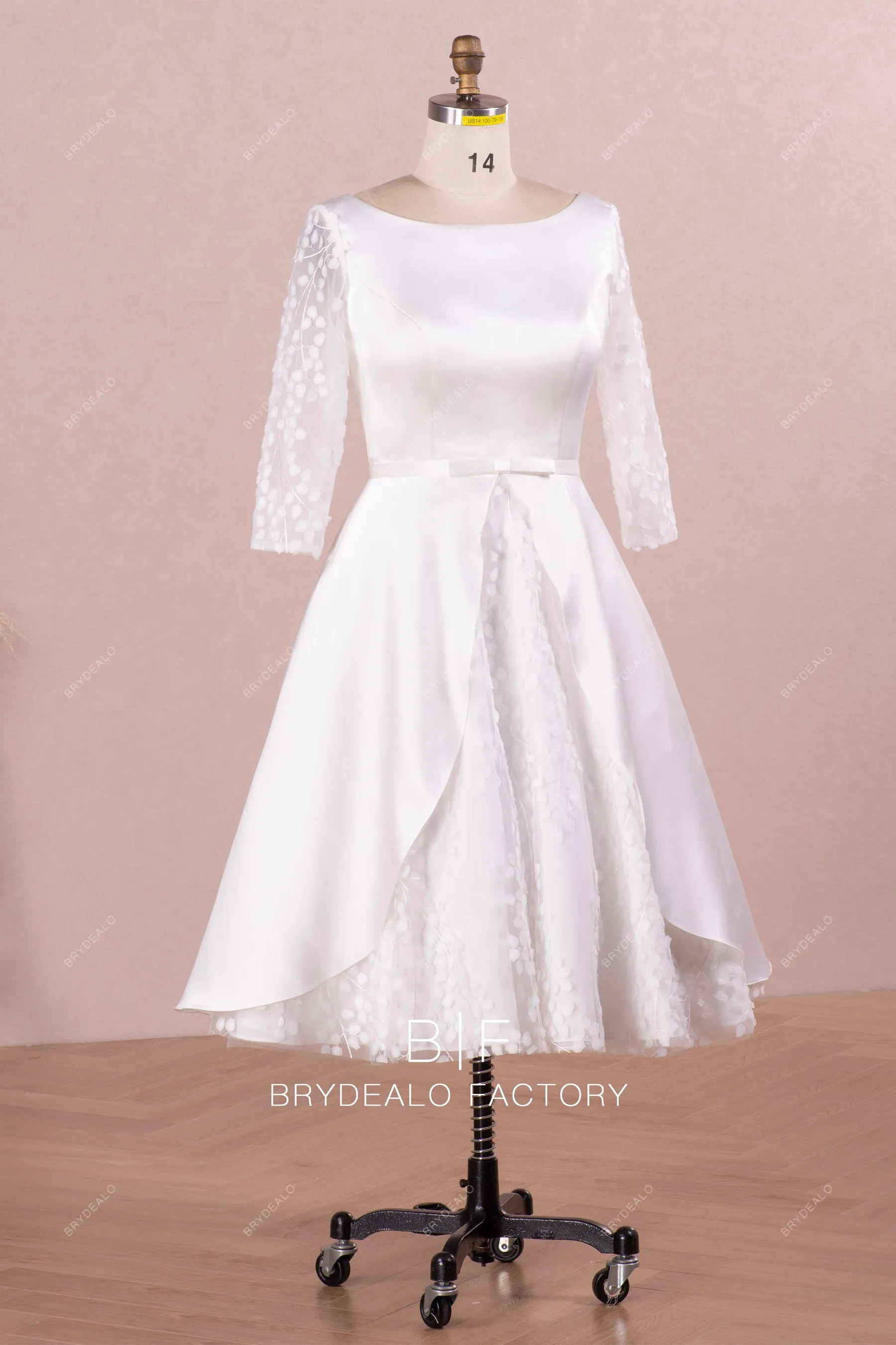 Elegant Satin Bateau Neck 3/4 Sleeves Lace Short Bridal Dress