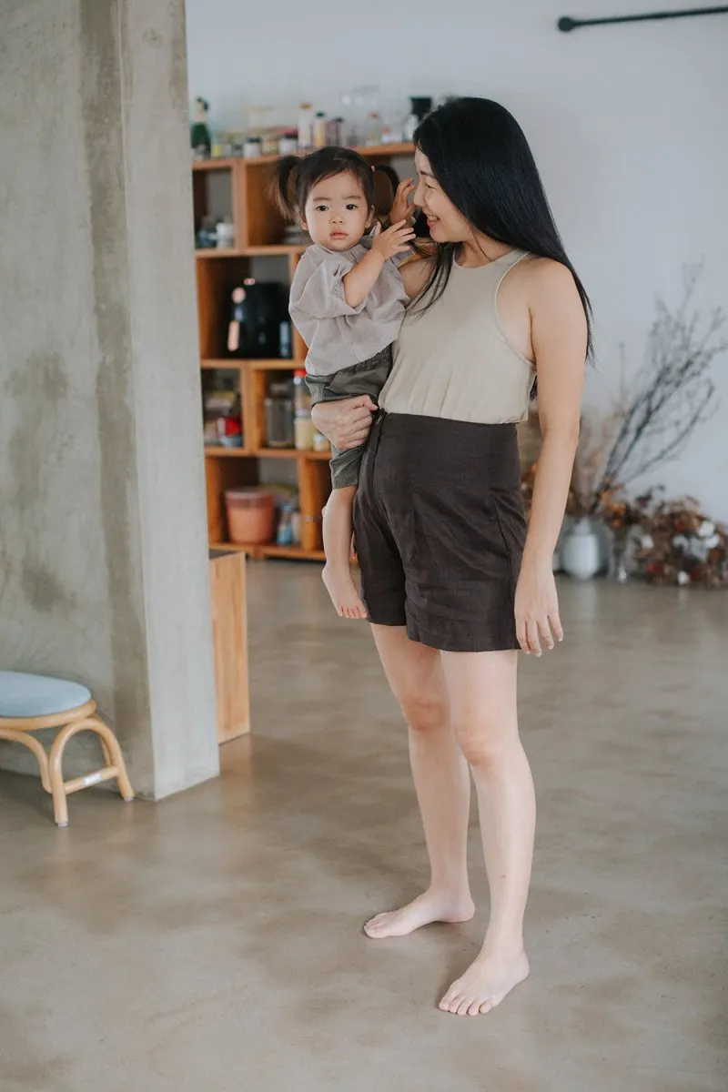 High-waist Linen Shorts with Origami Belt