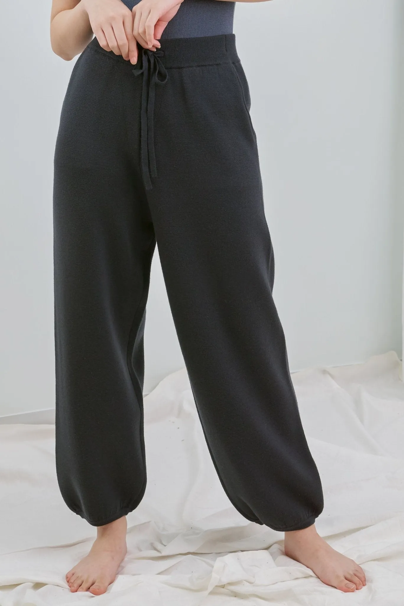 MILANO merino wool trackpants (dark grey)