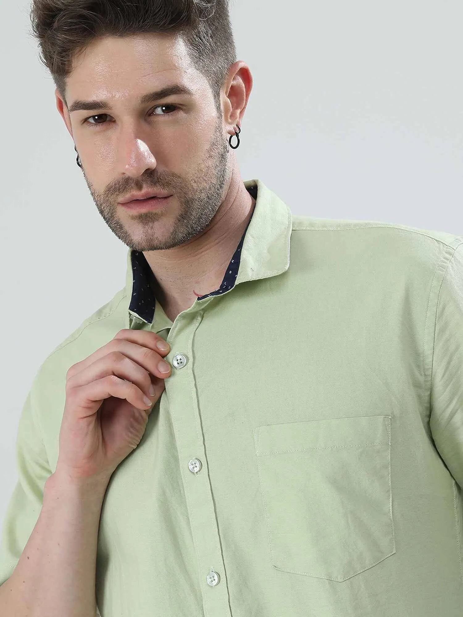 Tea Green Solid Half Sleeve Shirt