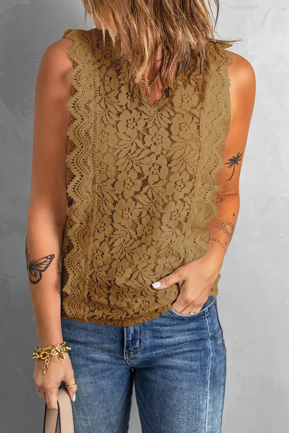 TEEK - Lace V-Neck Tank