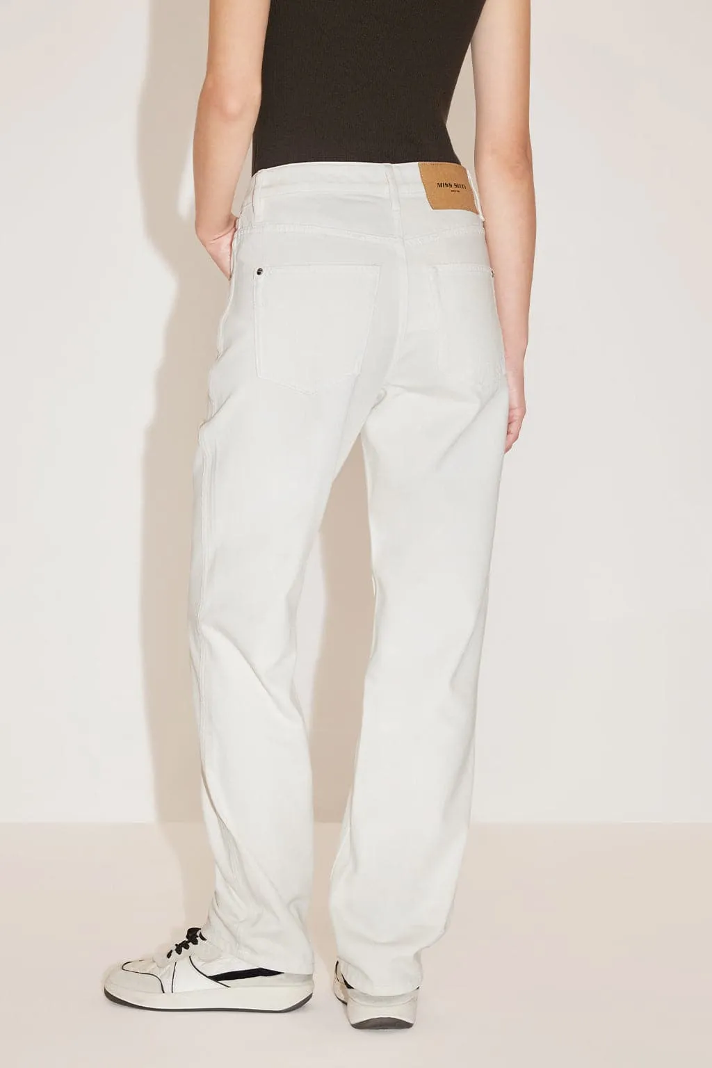 White Straight Pants With Crystal Chain